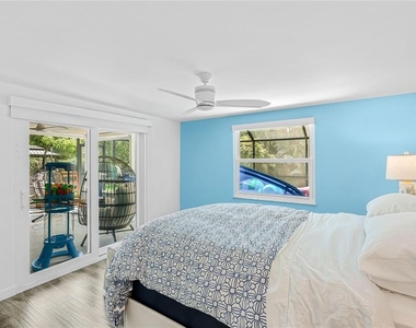 2560 Sunnyside Street - Photo Thumbnail 13