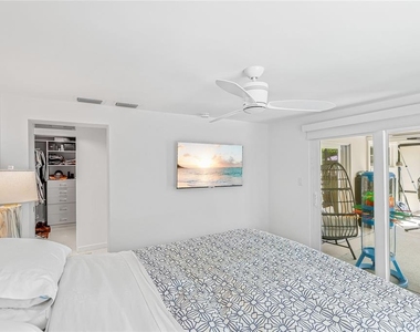 2560 Sunnyside Street - Photo Thumbnail 15