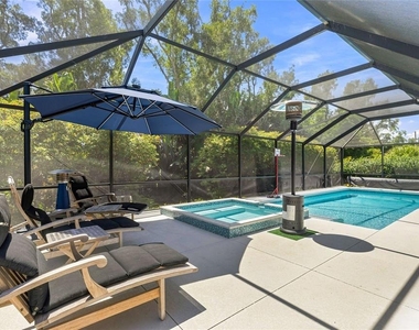 2560 Sunnyside Street - Photo Thumbnail 28