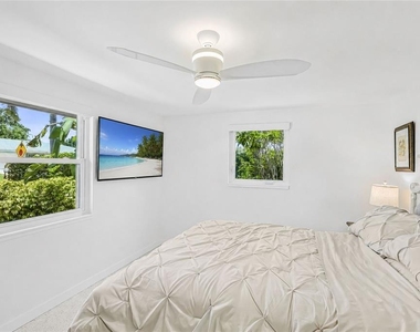 2560 Sunnyside Street - Photo Thumbnail 19