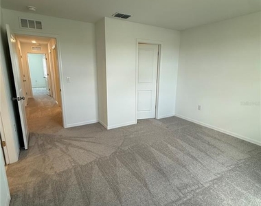 7154 Grand Forest Way - Photo Thumbnail 21