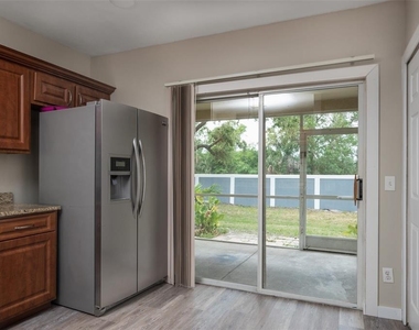 4726 Sabal Key Drive - Photo Thumbnail 9