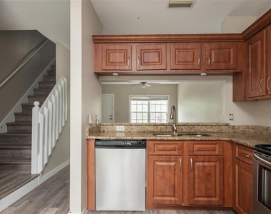 4726 Sabal Key Drive - Photo Thumbnail 8