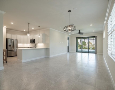 12294 Myrtle Bay Court - Photo Thumbnail 15