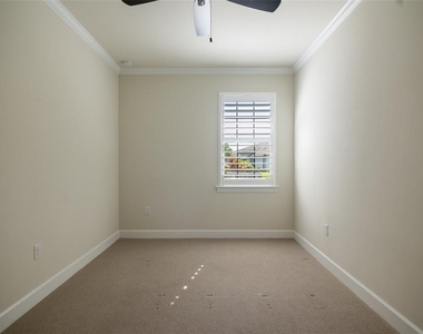 12294 Myrtle Bay Court - Photo Thumbnail 27