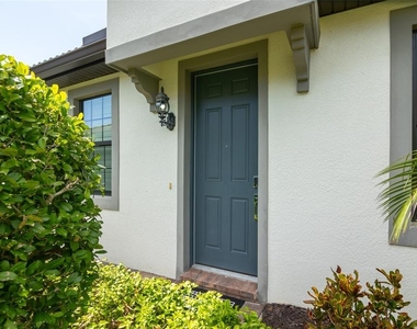 12294 Myrtle Bay Court - Photo Thumbnail 4