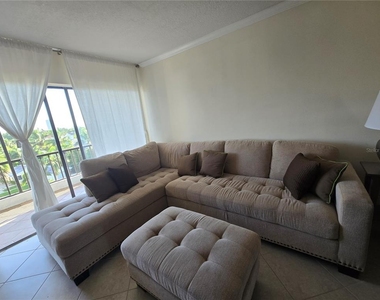 350 S Polk Drive - Photo Thumbnail 12