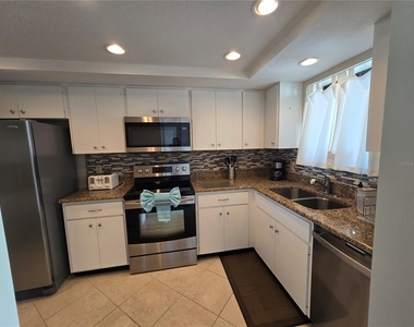 350 S Polk Drive - Photo Thumbnail 5