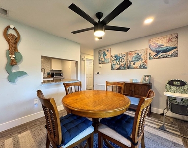2722 49th Avenue W - Photo Thumbnail 6