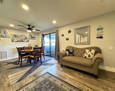 2722 49th Avenue W - Photo Thumbnail 4
