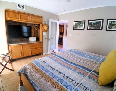 2850 Gulf Of Mexico Drive - Photo Thumbnail 12
