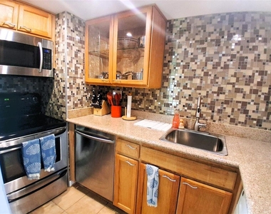 2850 Gulf Of Mexico Drive - Photo Thumbnail 8
