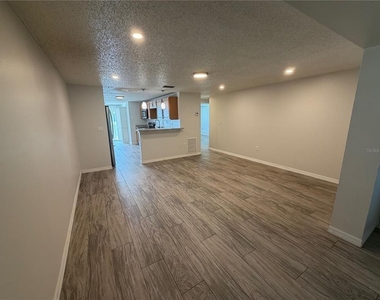 4121 79th Street W - Photo Thumbnail 6