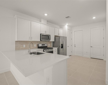 14860 Misty Pond Loop - Photo Thumbnail 3