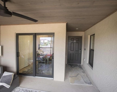 5557 Palmer Circle - Photo Thumbnail 2