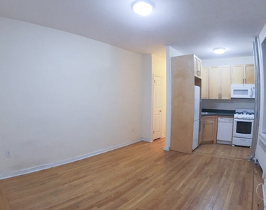  East 82nd Street - Photo Thumbnail 2