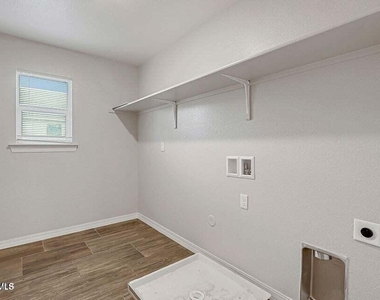 14441 Eastbrook Drive - Photo Thumbnail 16