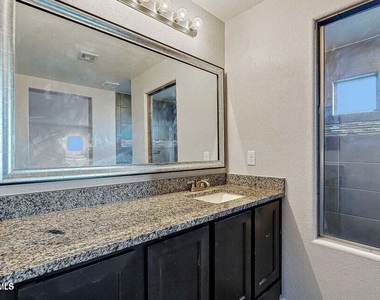 14441 Eastbrook Drive - Photo Thumbnail 27