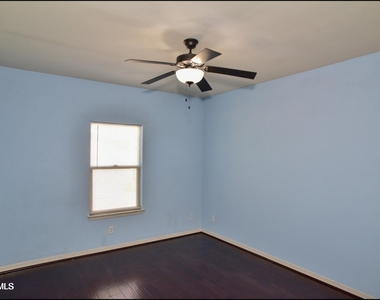 1037 Callisto Court - Photo Thumbnail 23