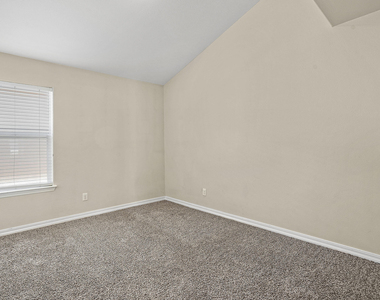 14925 Tierra Haven Avenue - Photo Thumbnail 10