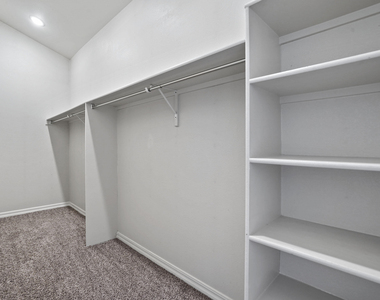 14925 Tierra Haven Avenue - Photo Thumbnail 18
