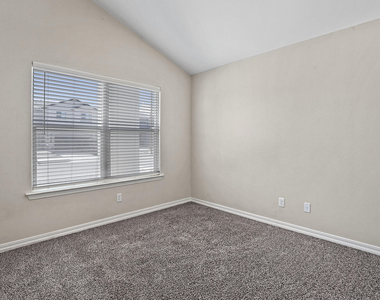 14925 Tierra Haven Avenue - Photo Thumbnail 24