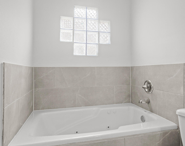 604 Cedarwood Avenue - Photo Thumbnail 14
