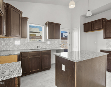 604 Cedarwood Avenue - Photo Thumbnail 20