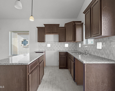 604 Cedarwood Avenue - Photo Thumbnail 22
