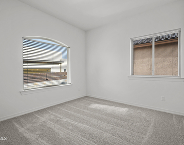 604 Cedarwood Avenue - Photo Thumbnail 4