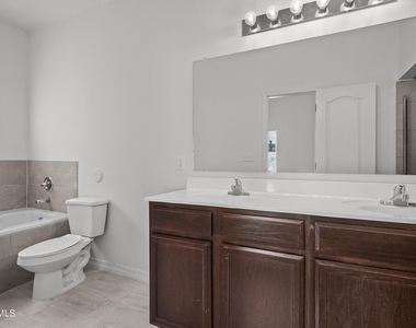 604 Cedarwood Avenue - Photo Thumbnail 13