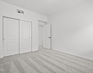 604 Cedarwood Avenue - Photo Thumbnail 10