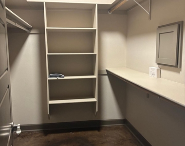 6350 Escondido Drive - Photo Thumbnail 16