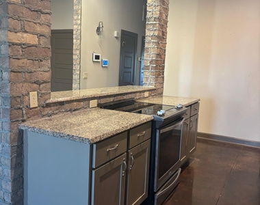 6350 Escondido Drive - Photo Thumbnail 12