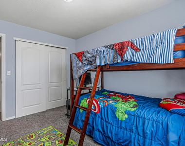 209 Reigate Drive - Photo Thumbnail 28
