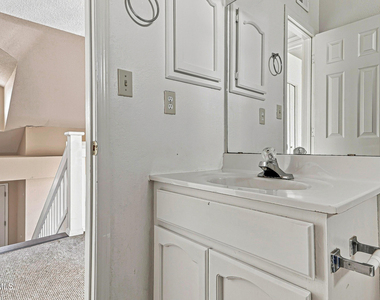 4645 Loma De Plata Drive - Photo Thumbnail 15