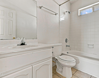 4645 Loma De Plata Drive - Photo Thumbnail 17