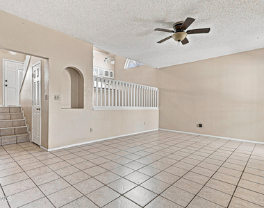 4645 Loma De Plata Drive - Photo Thumbnail 8