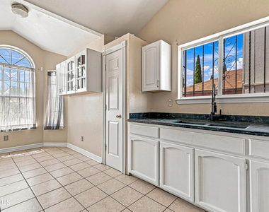 4645 Loma De Plata Drive - Photo Thumbnail 28