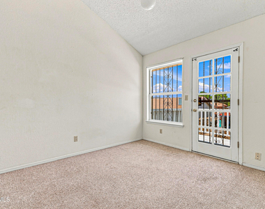 4645 Loma De Plata Drive - Photo Thumbnail 21