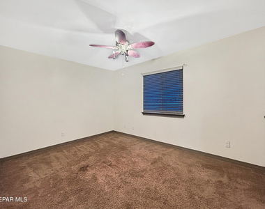 13125 Lost Willow Avenue - Photo Thumbnail 12