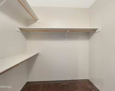 13125 Lost Willow Avenue - Photo Thumbnail 13