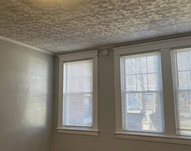 299 Park Street - Photo Thumbnail 5