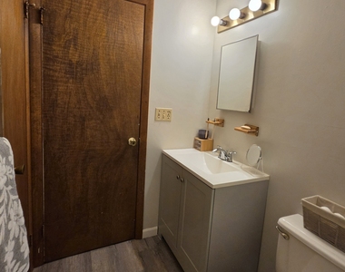 1568 Meriden Road - Photo Thumbnail 20
