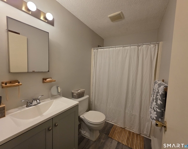 1568 Meriden Road - Photo Thumbnail 15