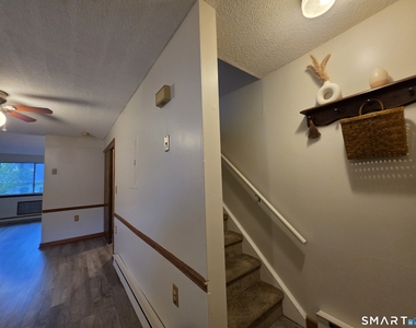 1568 Meriden Road - Photo Thumbnail 12