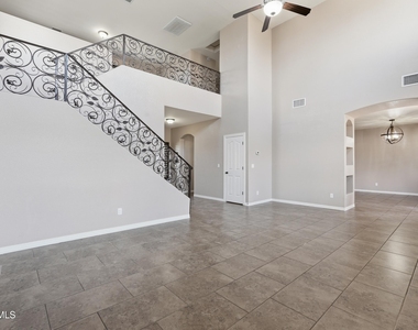 13255 Emerald Isle Street - Photo Thumbnail 8