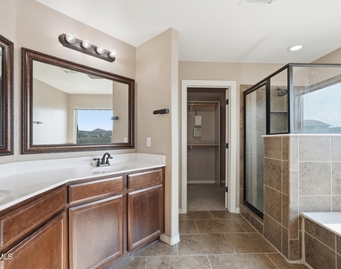 13255 Emerald Isle Street - Photo Thumbnail 7