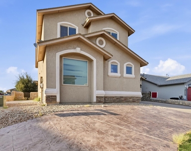 13255 Emerald Isle Street - Photo Thumbnail 28