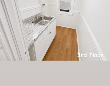 18 Buell Street - Photo Thumbnail 5